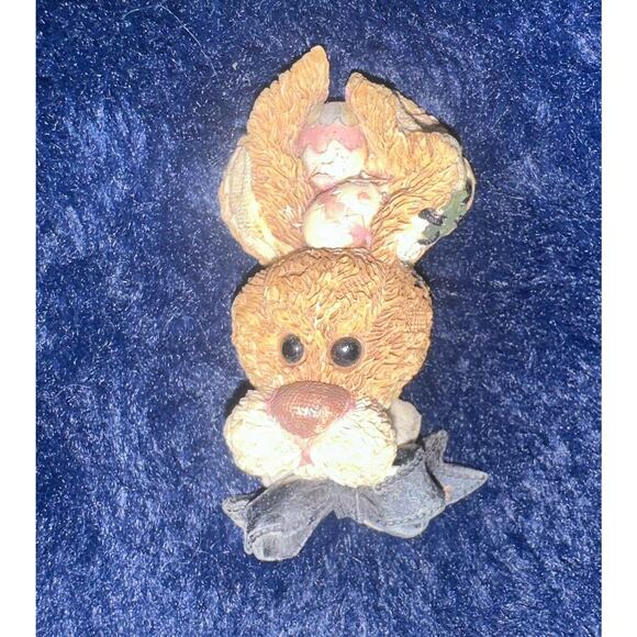 Boyds Bears Easter Bunny Rabbit Eggs Pin Brooch - Picture 1 of 1